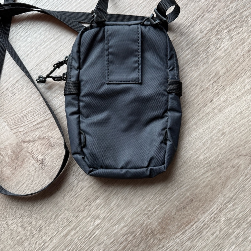 Black Fjallraven Cross body Bag - Picture 6 of 8